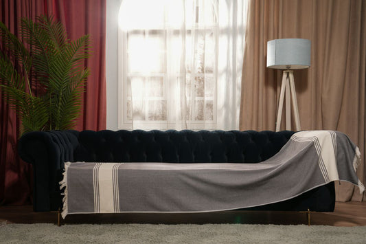 Charm Cover - اللون رمادى سادة مع خط ابيض من الاطراف