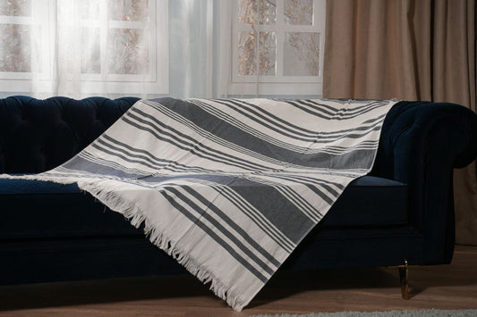 Elegant Cover - اللون مقلم ازرق جينز داكن مع خطوط بيضاء