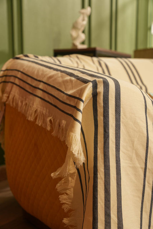 Harmony Cover -( اللون مقلم درجة ازرق جينز في كريمي (جامبو