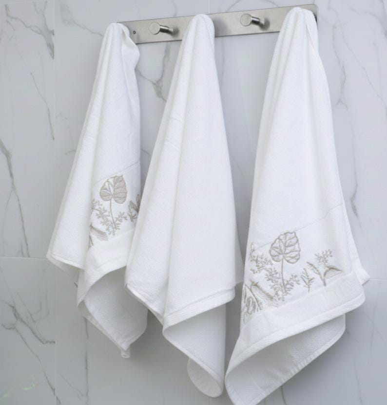 Flower white towel (set of 3) | Big size