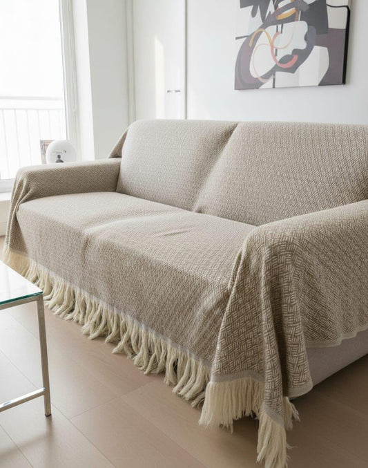 مفرش  جامبو بيج مع خطوط رفيعة بالابيض