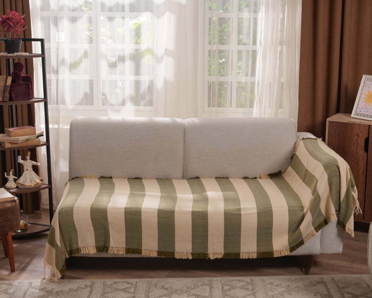 Noble Threads- زيتي في بيج