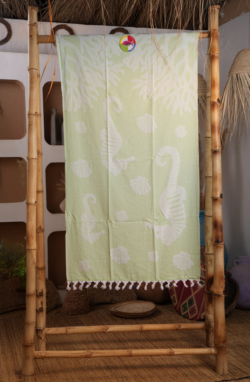 Seahorse - Multible Throw Cover