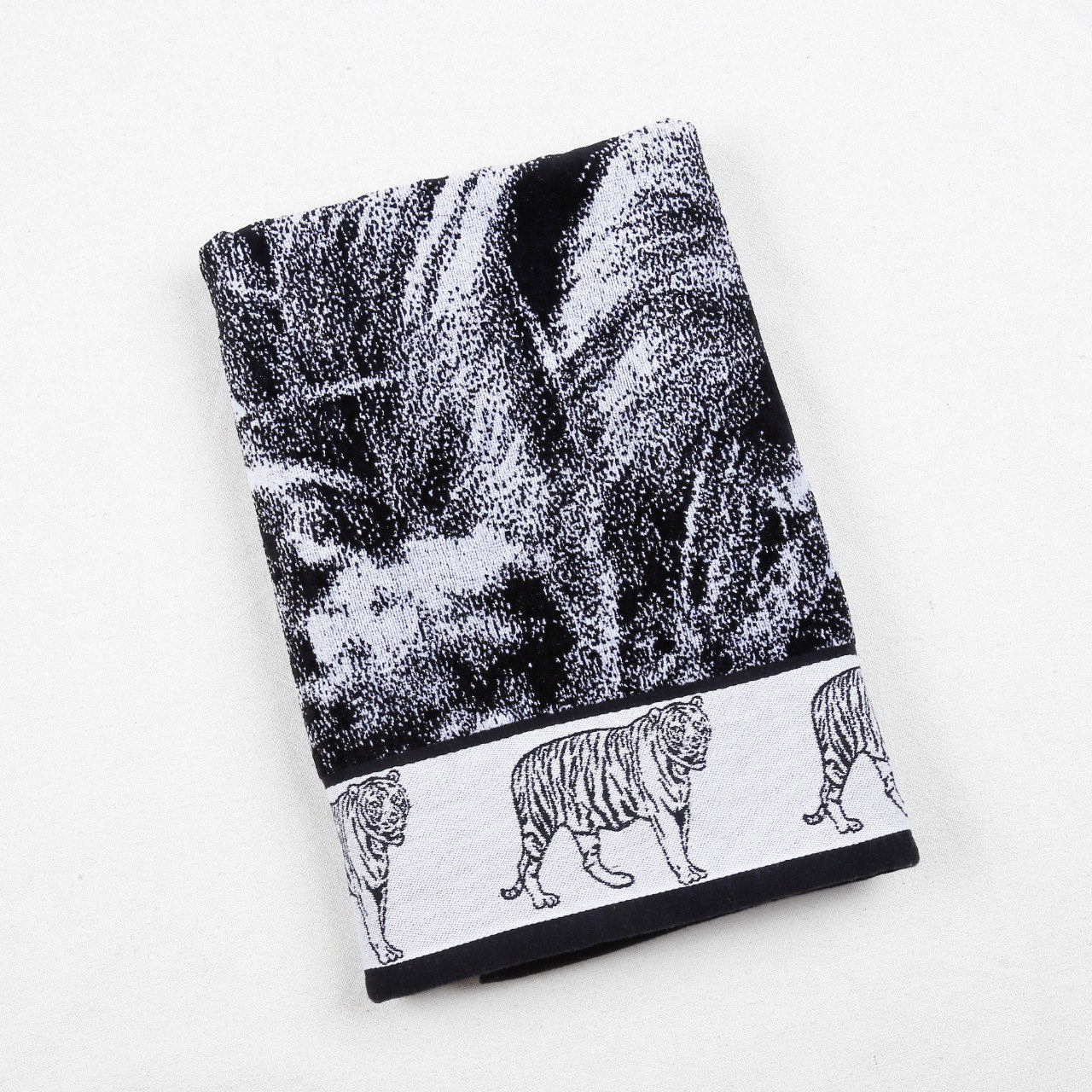 Tiger beach Towel