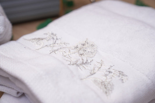 Flower white towel (set of 3) | Big size