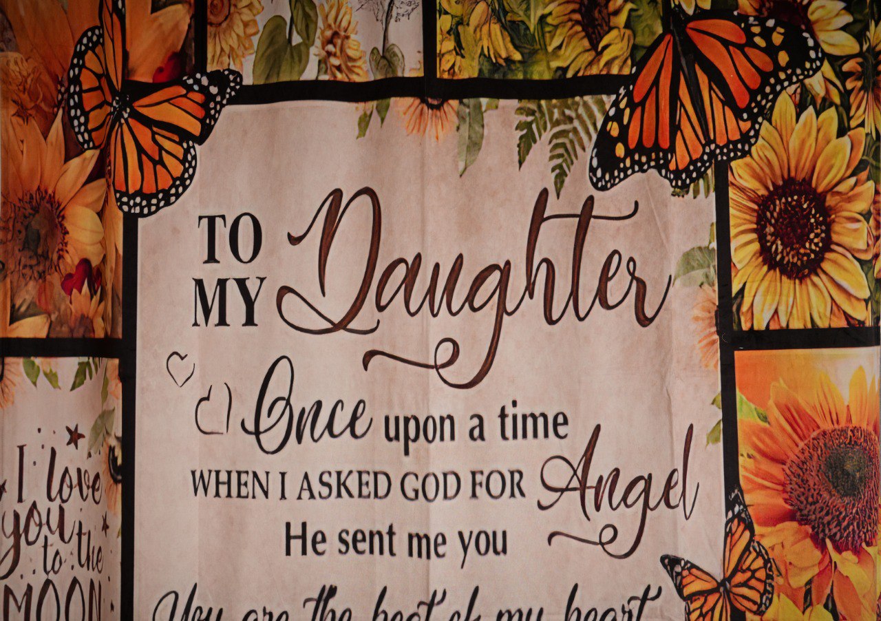 ستارة قطيفة هامر -Message to My Daughter