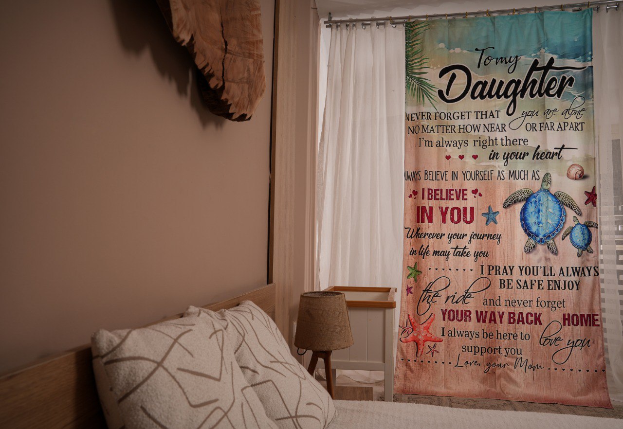 ستارة قطيفة هامر -Message to My Daughter